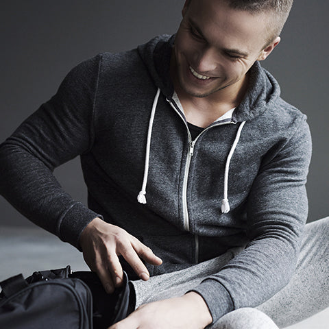 Gym Essentials: 7 Items You Need In Your Gym Bag